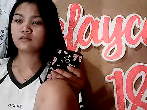 PinaySkinnyJust18 online show from January 18, 10:06 pm