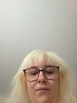 Ashlovescannabis online show from July 16, 1:05 pm