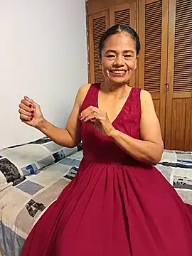 auroracandelax online show from March 8, 1:37 pm