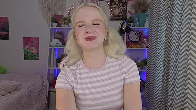 Mia WaterFall online show from July 1, 3:17 am