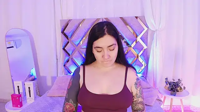 KathiaJenner online show from July 6, 11:48 am