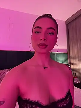 IrinaBlanc online show from July 20, 10:43 pm