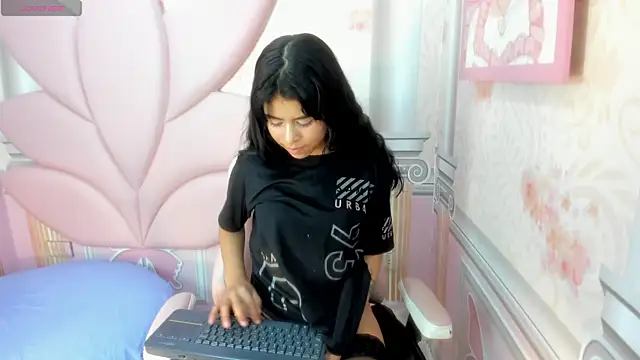 tatiana  ayala online show from March 16, 4:37 am