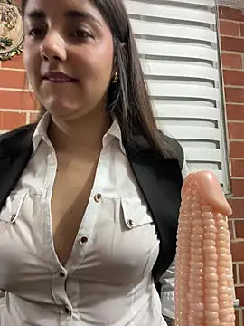 A-uroora online show from March 15, 9:55 am