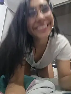 scarlett25   online show from May 2, 2:59 am
