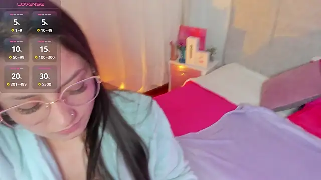 Abby pink1 online show from March 17, 4:16 am