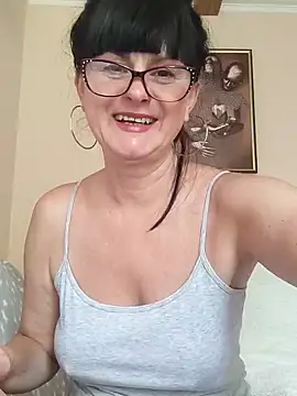AliceSwan57 online show from June 19, 7:12 am