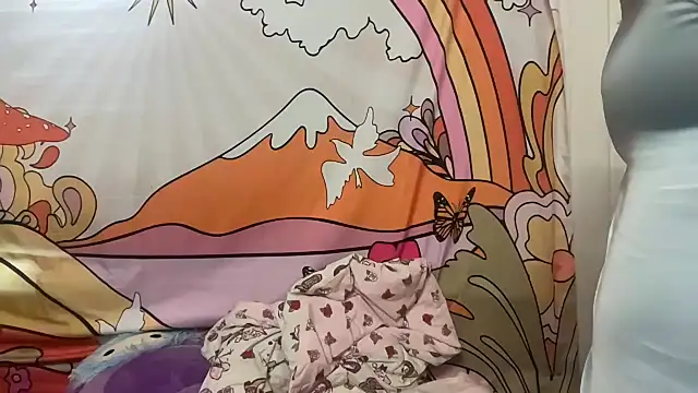 xopeachybaby online show from June 16, 6:58 am