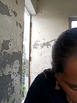 Cute-karisma1234 online show from March 18, 1:54 am