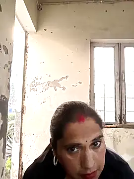 Cute-karisma1234 online show from March 12, 1:52 am