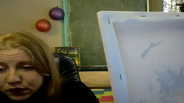 Space Girls 699 online show from April 29, 12:52 pm