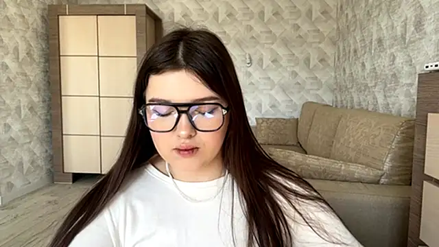  MaryLove  online show from March 18, 10:20 am