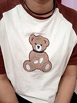 Hot Fiza0 online show from March 18, 9:31 pm