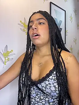 Laia white online show from April 28, 11:14 am