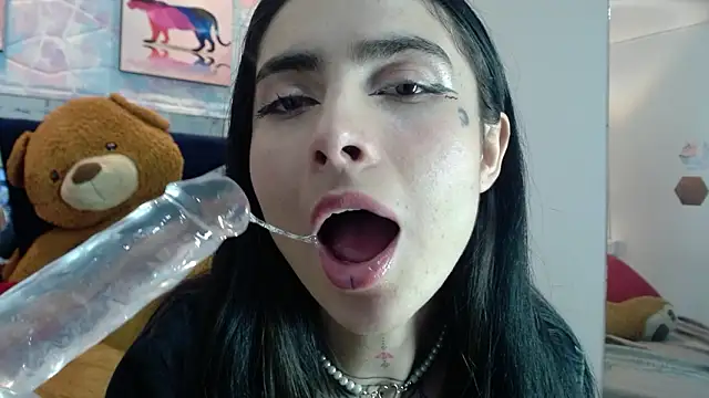 katherin  19 online show from February 3, 6:40 am