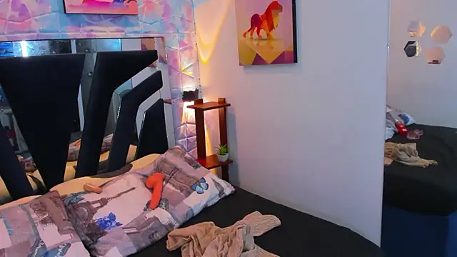 katherin  19 online show from February 20, 6:26 am