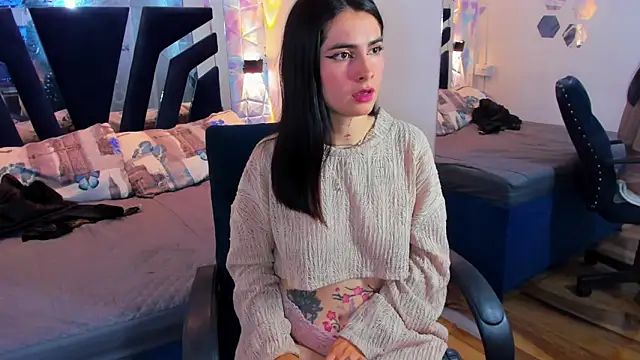 katherin  19 online show from February 6, 3:10 am