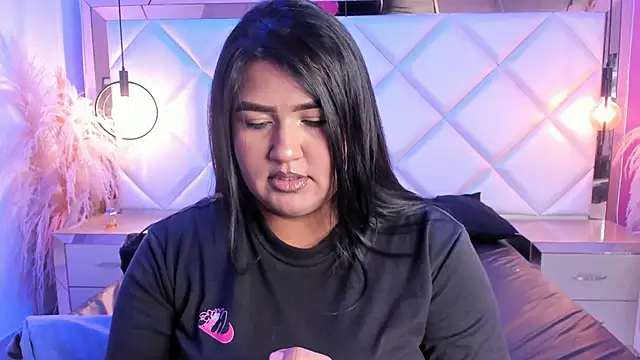 Dojaaiisha online show from May 1, 12:36 am
