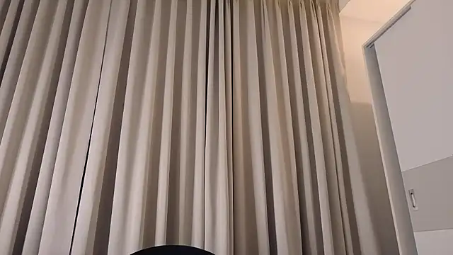 Blazelakocainaxxx online show from April 11, 4:32 pm