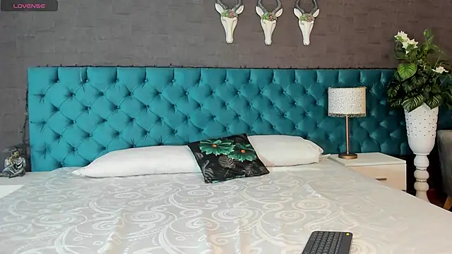 KarolBlazze online show from February 12, 8:43 pm