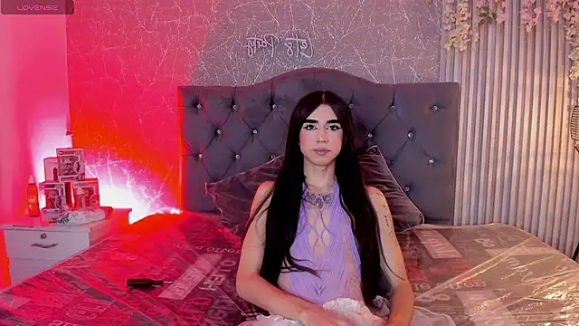 lana gill1 online show from July 29, 9:15 pm