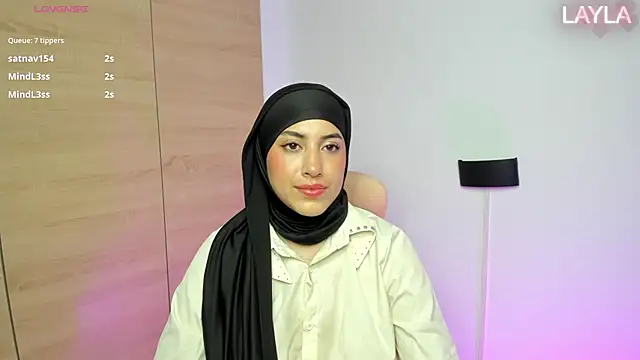 LAY LA  online show from February 27, 10:53 pm