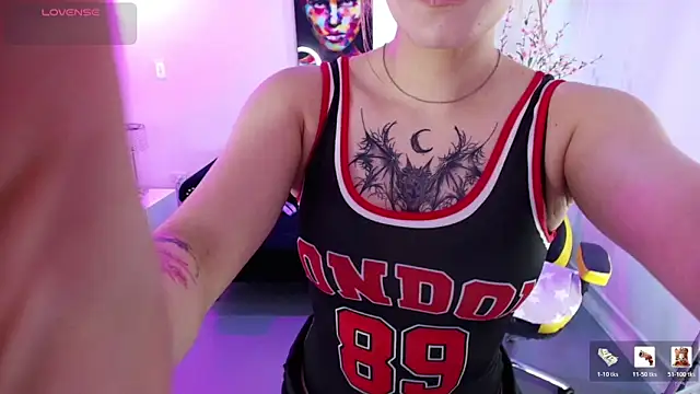 Victoria  doll online show from June 9, 12:15 pm