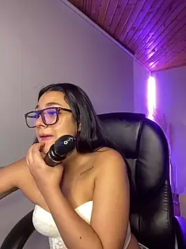 Violetta pinkk1 online show from February 20, 4:22 am