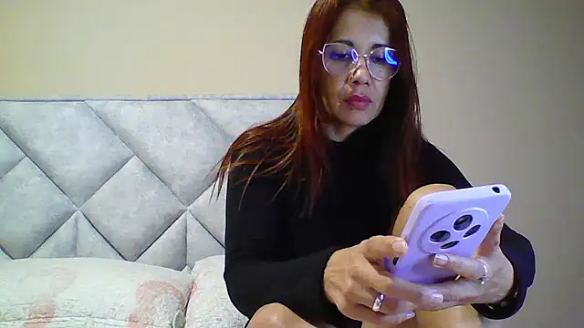 camila star10 online show from March 10, 2:48 am