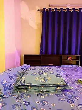 noty girl2 online show from June 19, 1:47 pm