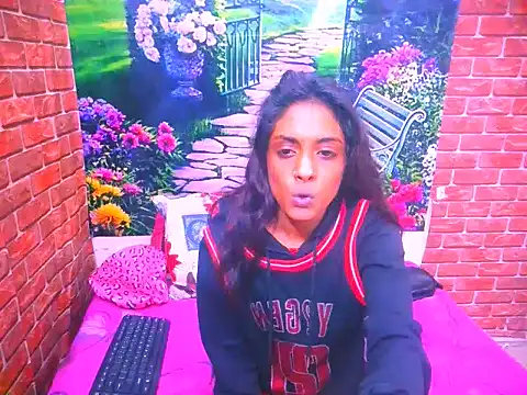 IndianPretty14u2Luv online show from June 14, 5:08 am