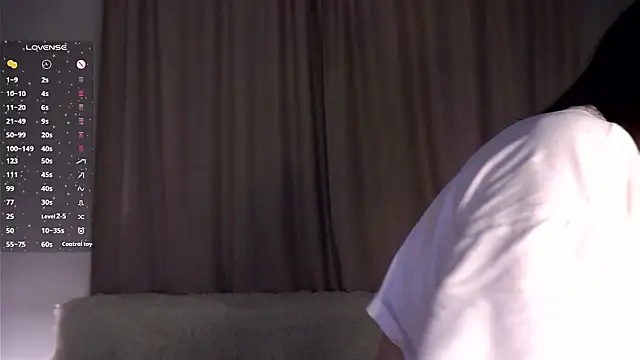 EffieHenri online show from February 9, 7:27 pm