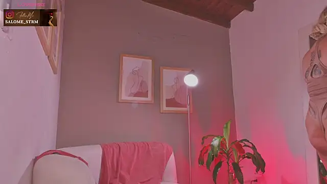 SalomeStorm  online show from June 24, 2:27 pm