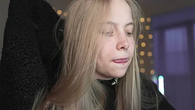 Appr0ved  online show from February 13, 3:02 pm