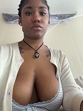 Ebonythroat777 online show from June 1, 7:04 pm