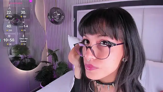 ViolettaColinss online show from July 28, 3:21 pm