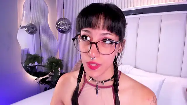 ViolettaColinss online show from June 12, 11:51 am