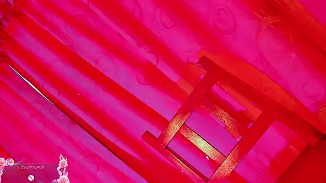 zoe rous2 online show from March 1, 1:55 pm