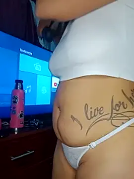 kuramaqueen online show from June 5, 10:32 am