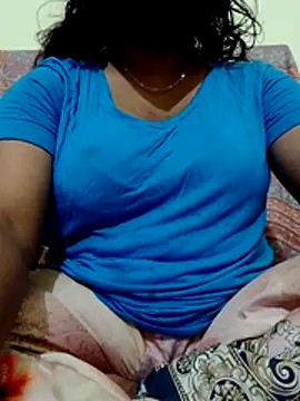 angel-rosse online show from April 25, 4:15 pm