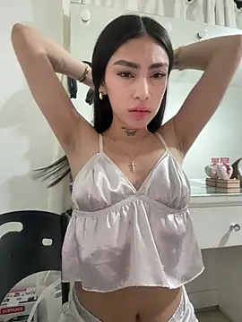 Bonny Eva online show from August 1, 1:51 am