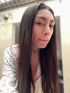 Bonny Eva online show from July 8, 3:47 pm