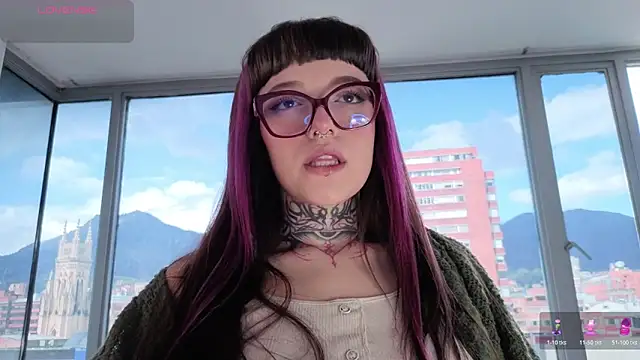 agata volkov online show from March 6, 8:15 pm