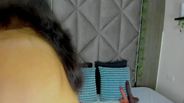 AnnieRouse   online show from July 23, 12:24 pm