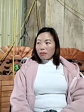 Ella-aa online show from March 8, 2:04 am