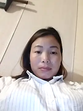 Ella-aa online show from May 2, 12:52 pm