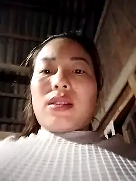 Ella-aa online show from March 2, 1:29 pm