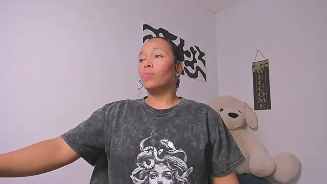 Nia13 online show from February 22, 7:20 am