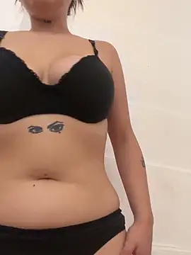 vainillasuave online show from March 4, 7:20 pm