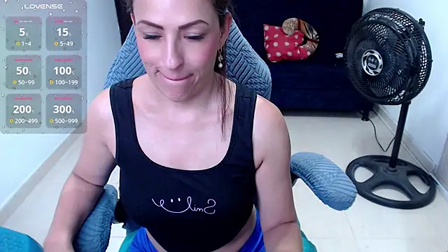 amelie rose   online show from July 1, 9:14 pm